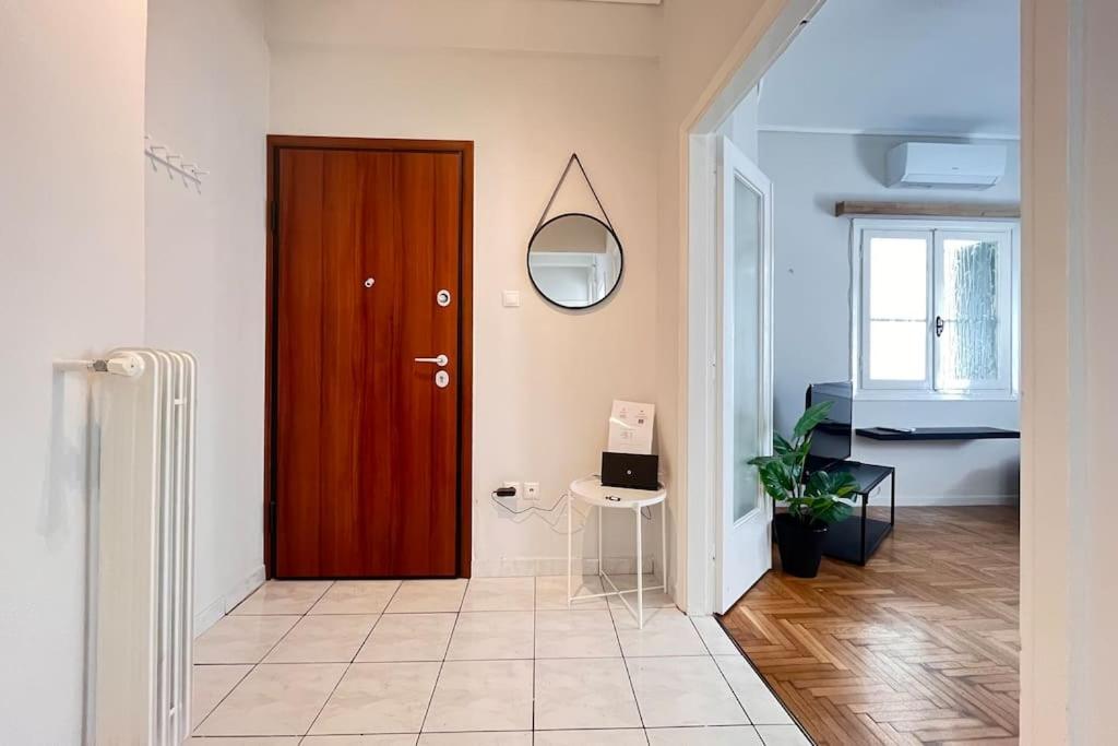 Pame Rentals - 2Bd Home, 4 Min To Acropolis Athen Exterior foto